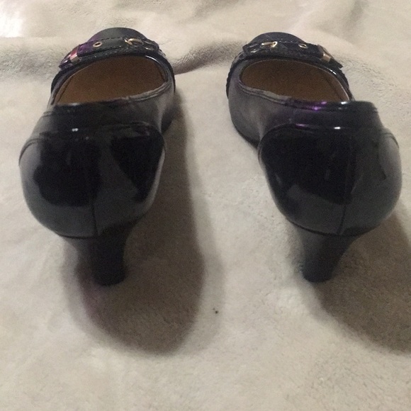 Cole Haan lady’s pumps NWOT - Picture 3 of 8